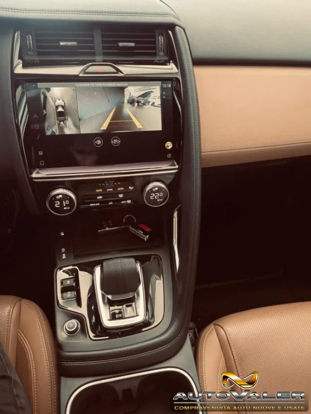 Jaguar E-Pace 2.0D I4 163 CV AWD Auto S - Foto 9