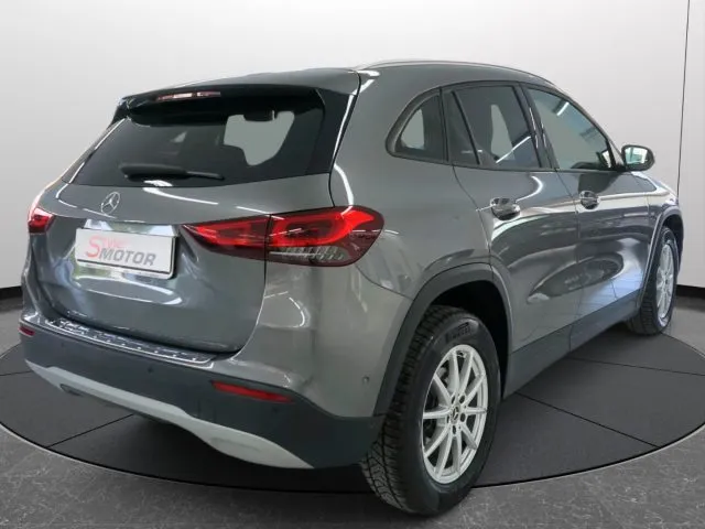 Mercedes-Benz GLA 180 d Automatic Business UFFICIALE UNIPROP. - Foto 3