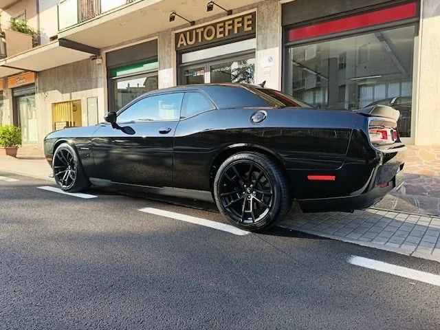 Dodge Challenger 5.7 V8 R/T SHAKER 375CV AT8 *2.300 KM*,IVA ESPOSTA - Foto 2