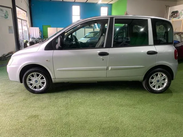 Fiat Multipla Multipla 1.6 16V Natural Power Emotion - Foto 8
