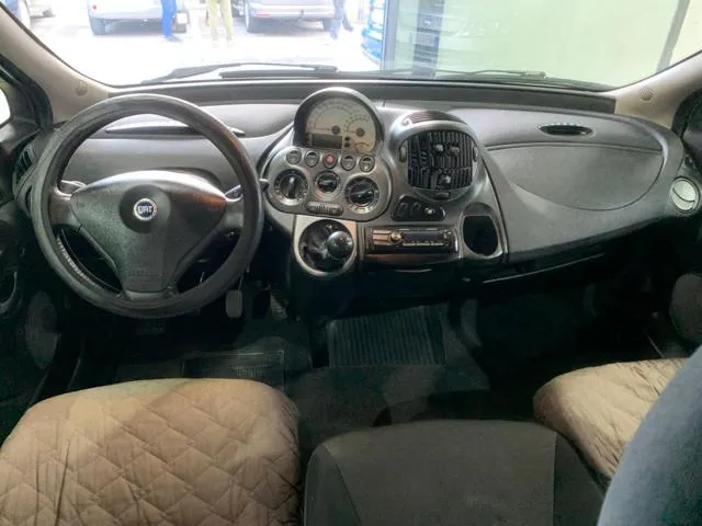 Fiat Multipla Multipla 1.6 16V Natural Power Emotion - Foto 9