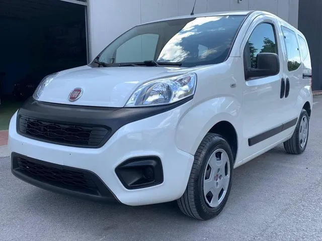 Fiat Qubo QUBO 1.4 8V 77 CV Easy Natural Power - Foto 3