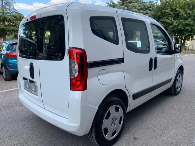 Fiat Qubo QUBO 1.4 8V 77 CV Easy Natural Power - Foto 6