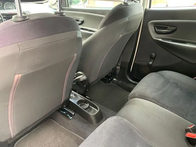 Lancia Ypsilon Ypsilon 1.2 69 CV 5p. Silver - Foto 12
