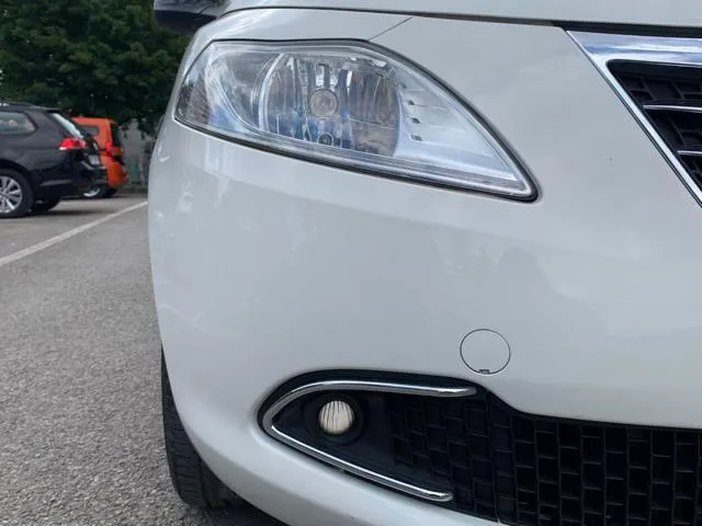 Lancia Ypsilon Ypsilon 1.2 69 CV 5p. Silver - Foto 14