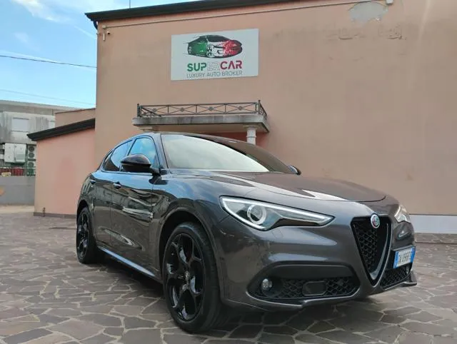 Alfa Romeo Stelvio Stelvio 2.2 T.diesel 210CV AT8 Q4 Veloce - Foto 1