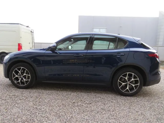 Alfa Romeo Stelvio Stelvio 2.2 T.diesel 210 CV AT8 Q4 Super - Foto 2