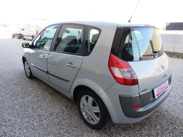 Renault Scenic 1.6 16V Confort Dynamique - Foto 8