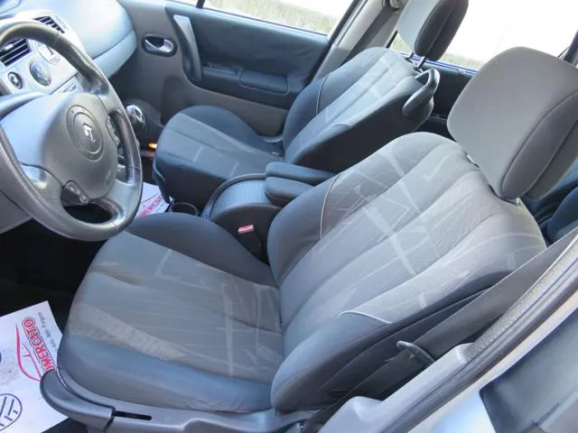 Renault Scenic 1.6 16V Confort Dynamique - Foto 11