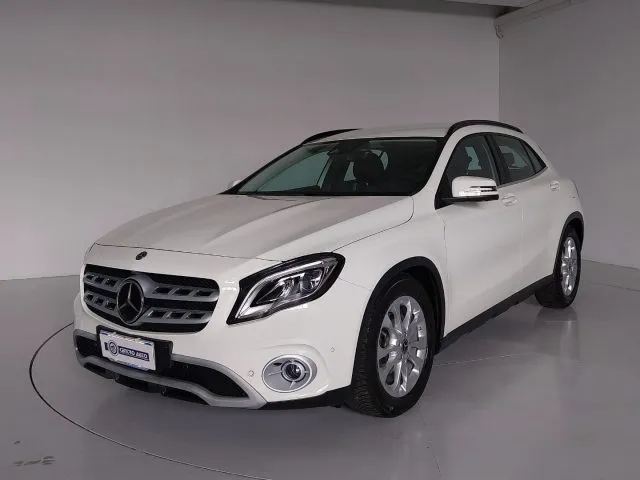 Mercedes-Benz GLA 200 d Automatic 4Matic Exec. ACC CAMERA 360 - Foto 1