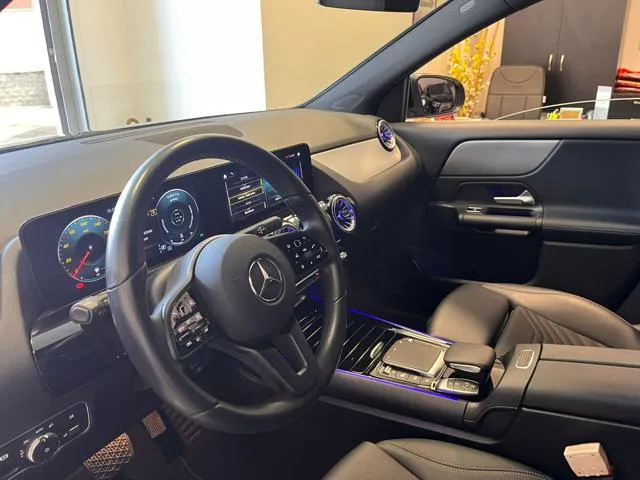 Mercedes-Benz GLA 180 d Automatic Sport Plus - Foto 8