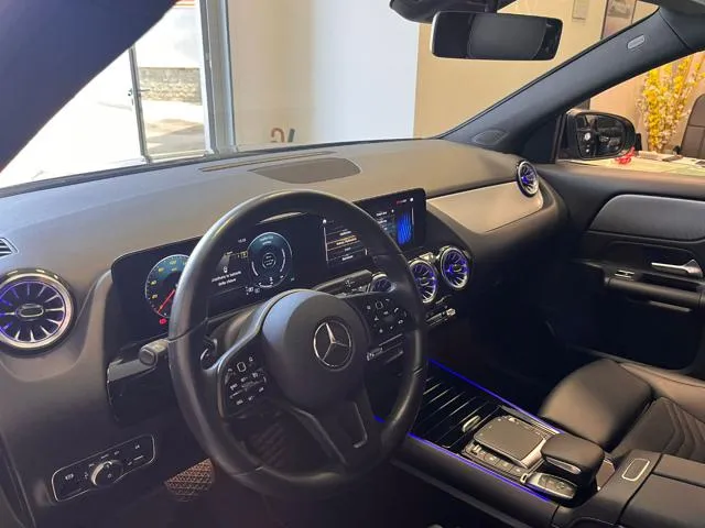 Mercedes-Benz GLA 180 d Automatic Sport Plus - Foto 9