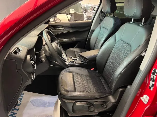 Alfa Romeo Stelvio Stelvio 2.2 T.diesel 210 CV AT8 Q4 Exec. - Foto 7