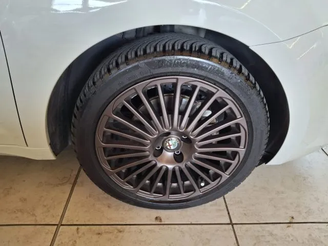 Alfa Romeo MiTo MiTo 1.3 JTDm 85 CV S&S Racer - Foto 6