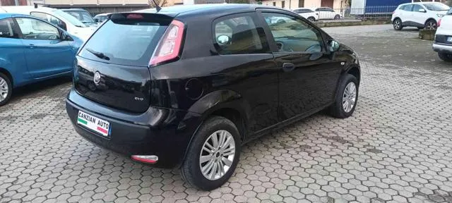 Fiat Punto Evo Punto Evo 1.4 3p. Dynamic Natural Power - Foto 3