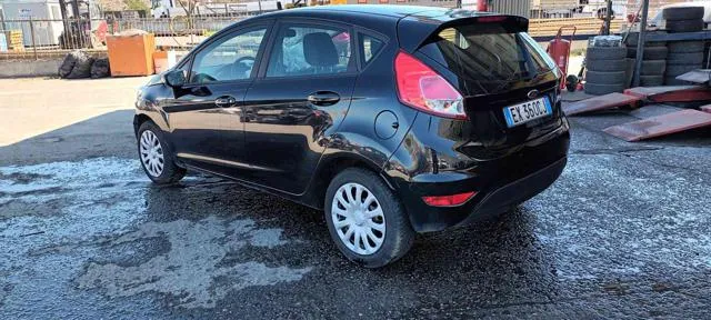 Ford Fiesta 1.2 5 porte INCIDENTATA - Foto 4