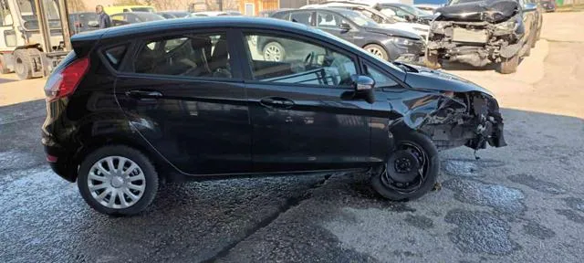 Ford Fiesta 1.2 5 porte INCIDENTATA - Foto 6