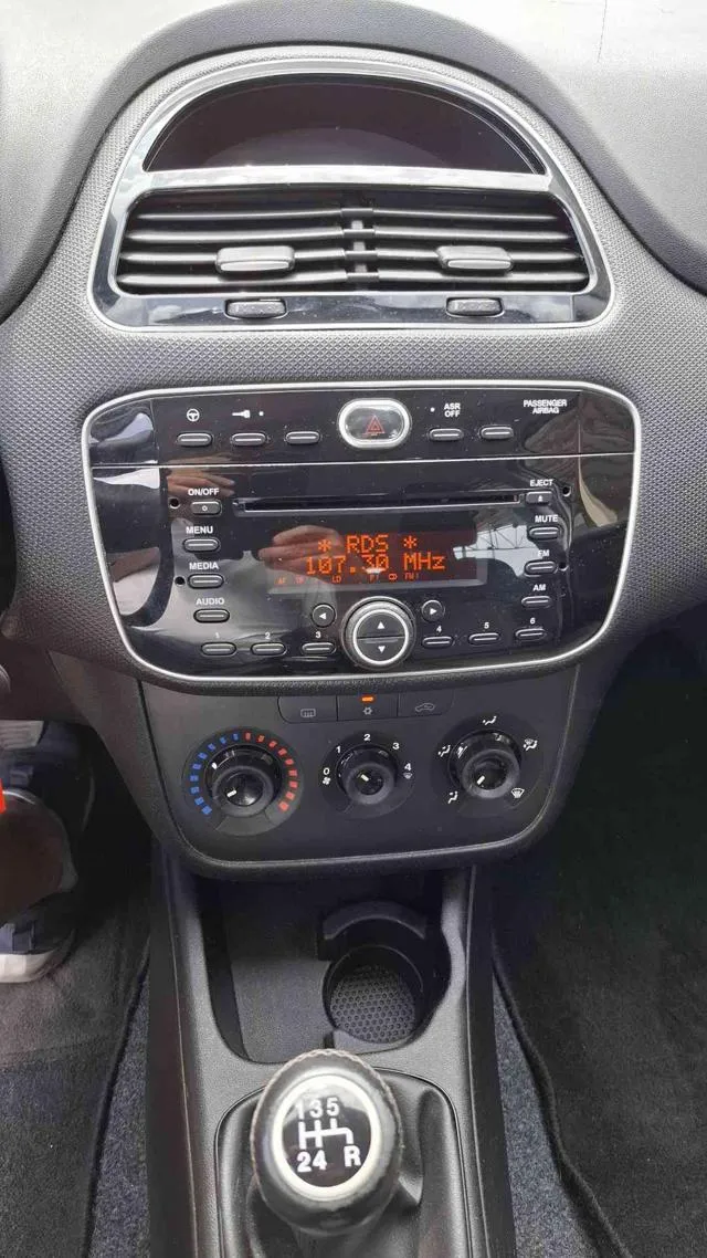 Fiat Punto 1.2 8V 5P. ISTRIBUZIONE NUOVA - Foto 12