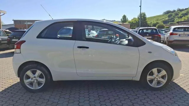 Toyota Yaris 1.0 3 porte Now UNICO PROPRIETARIO - Foto 6