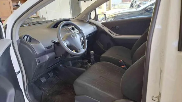 Toyota Yaris 1.0 3 porte Now UNICO PROPRIETARIO - Foto 9