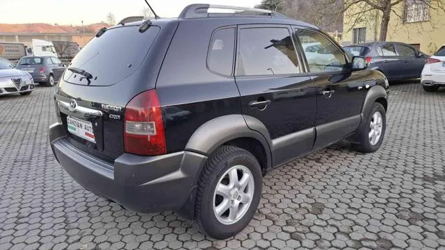 Hyundai Tucson 2.0 CRDi TD Dynamic UNICO PROPRIETARIO - Foto 3