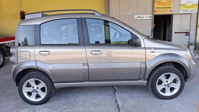 Fiat Panda Panda 1.3 MJT 16V 4x4 Cross - Foto 6
