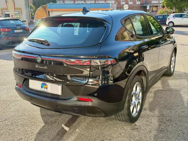 Alfa Romeo Tonale 1.5 130 CV MHEV TCT7 Sprint - Foto 7