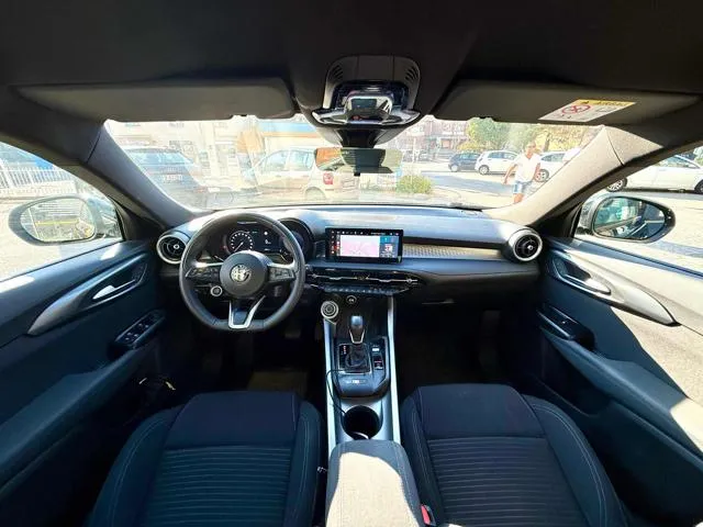 Alfa Romeo Tonale 1.5 130 CV MHEV TCT7 Sprint - Foto 10
