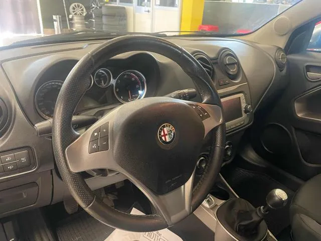 Alfa Romeo MiTo MiTo 1.3 JTDm 85 CV S&S Progression - Foto 7