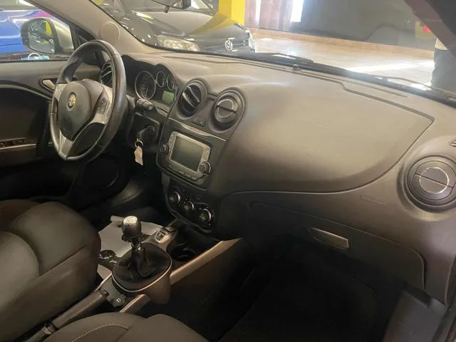 Alfa Romeo MiTo MiTo 1.3 JTDm 85 CV S&S Progression - Foto 10