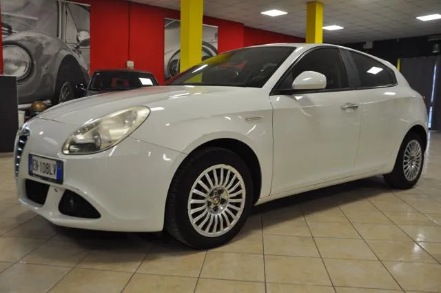 Alfa Romeo Giulietta Giulietta 1.6 JTDm-2 105 CV Distinctive - Foto 3