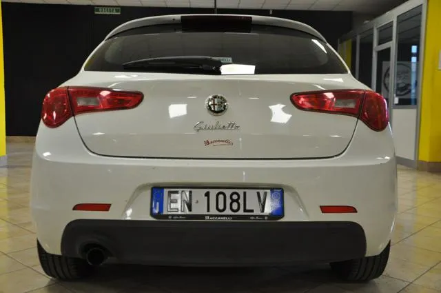 Alfa Romeo Giulietta Giulietta 1.6 JTDm-2 105 CV Distinctive - Foto 5