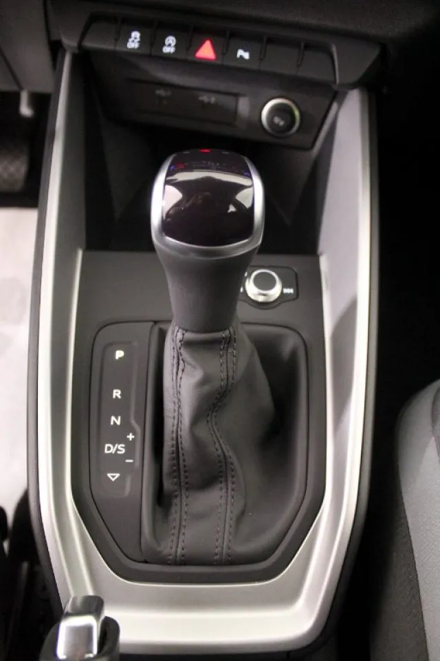 Audi A1 A1 allstreet 30 TFSI S tronic Business - Foto 5