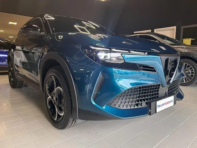 Alfa Romeo Junior 1.2 136 CV Hybrid eDCT6 Speciale - Foto 1