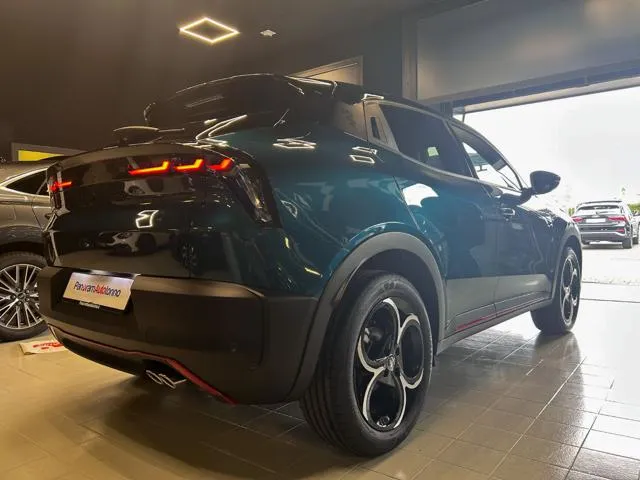 Alfa Romeo Junior 1.2 136 CV Hybrid eDCT6 Speciale - Foto 6