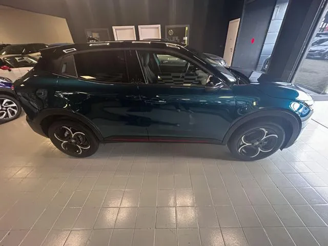 Alfa Romeo Junior 1.2 136 CV Hybrid eDCT6 Speciale - Foto 8