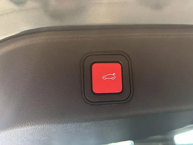 Alfa Romeo Junior 1.2 136 CV Hybrid eDCT6 Speciale - Foto 11