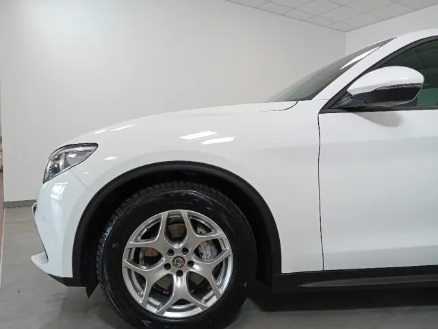 Alfa Romeo Stelvio Stelvio 2.2 T.diesel 160CV AT8 RWD Bus. - Foto 7