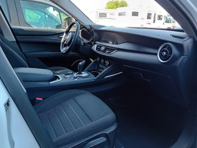Alfa Romeo Stelvio Stelvio 2.2 T.diesel 160CV AT8 RWD Bus. - Foto 12