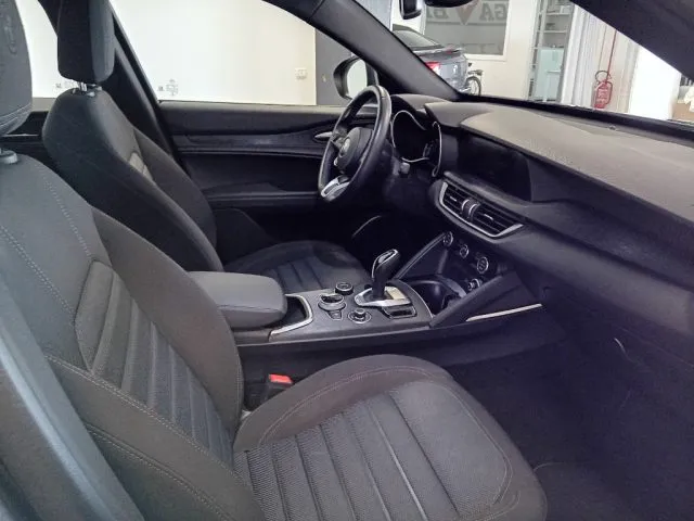 Alfa Romeo Stelvio Stelvio 2.2 T.d. 190 CV AT8 Q4 Sup. Bus. - Foto 12