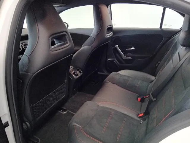 Mercedes-Benz A 200 d Automatic AMG Line Premium Plus OFFERTA PROMO - Foto 10