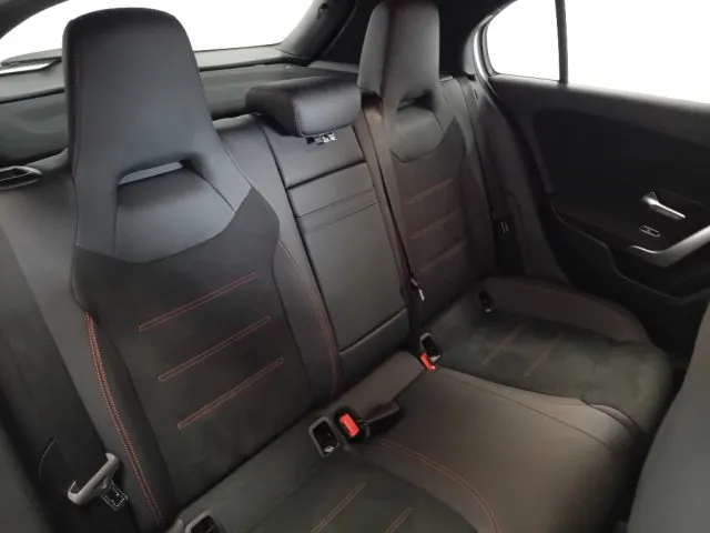 Mercedes-Benz A 200 d Automatic AMG Line Premium Plus OFFERTA PROMO - Foto 12