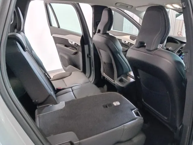 Volvo XC90 B5 (d) AWD automatico 7 posti Plus Bright PROMO - Foto 9