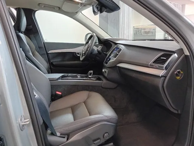 Volvo XC90 B5 (d) AWD automatico 7 posti Plus Bright PROMO - Foto 11