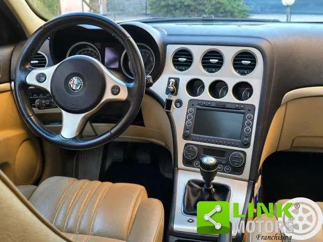 Alfa Romeo 159 159 3.2 JTS V6 24V Q4 Distinctive - Foto 11