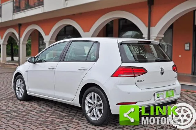 Volkswagen Golf 1.5 TGI DSG 5p. Executive BlueMotion Technology - Foto 3