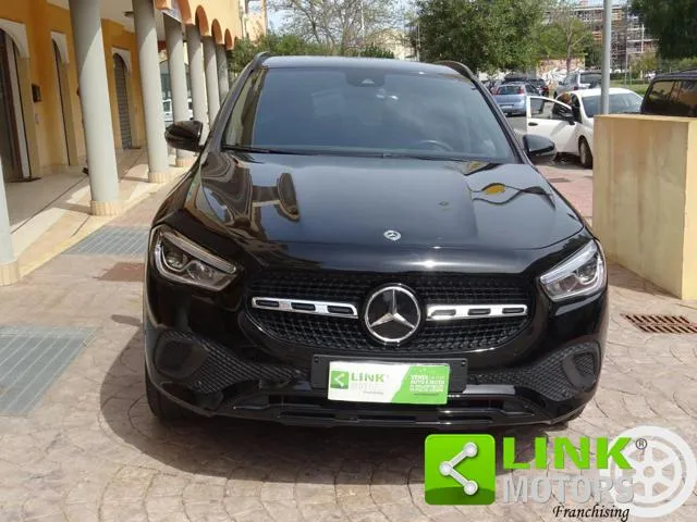 Mercedes-Benz GLA 180 D. 115 CV EXECUTIVE - Foto 2