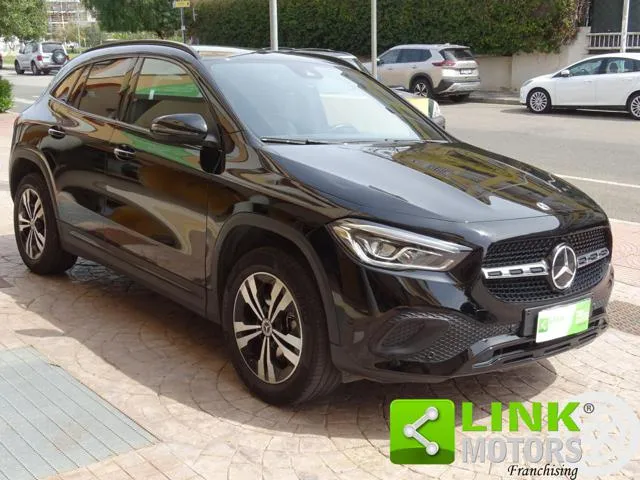 Mercedes-Benz GLA 180 D. 115 CV EXECUTIVE - Foto 3