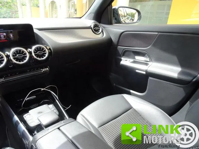 Mercedes-Benz GLA 180 D. 115 CV EXECUTIVE - Foto 12