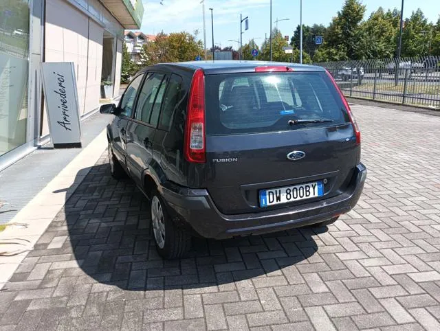 Ford Fusion Fusion 1.4 16V aut. Titanium - Foto 4
